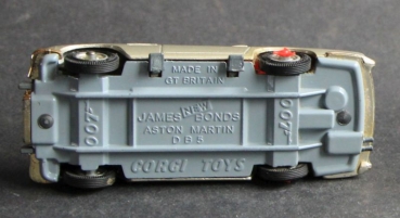 Corgi Toys Aston Martin DB 5 James Bond 1963 DieCast Model (1001)